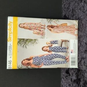 Simplicity 8146 Unused/Uncut Sewing Patterns Women's Jumpsuit Sz. A (3-8) XS-XL